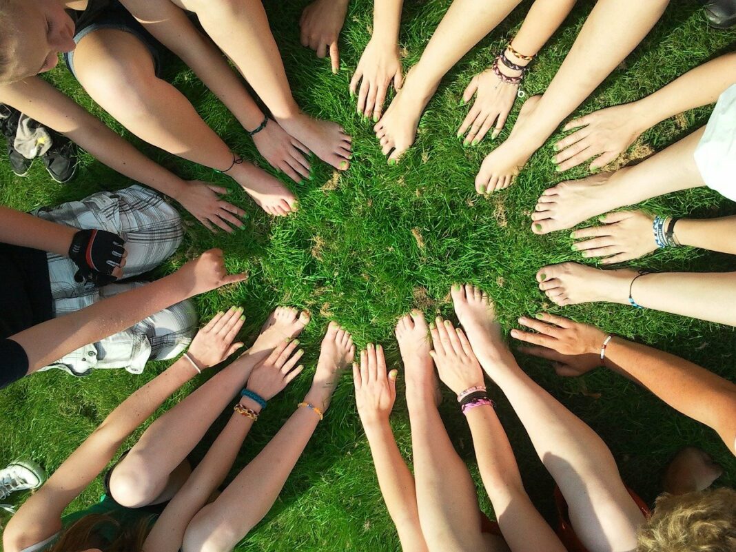 Ethereum une campagne de crowdfunding lève 1,9 millions de dollars - pixabay - team-386673_1280