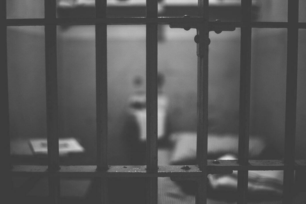 Virgil Griffith, la sanction de ce développeur d'Ethereum va vous Choquer - pixabay - prison-g69270799e_1280