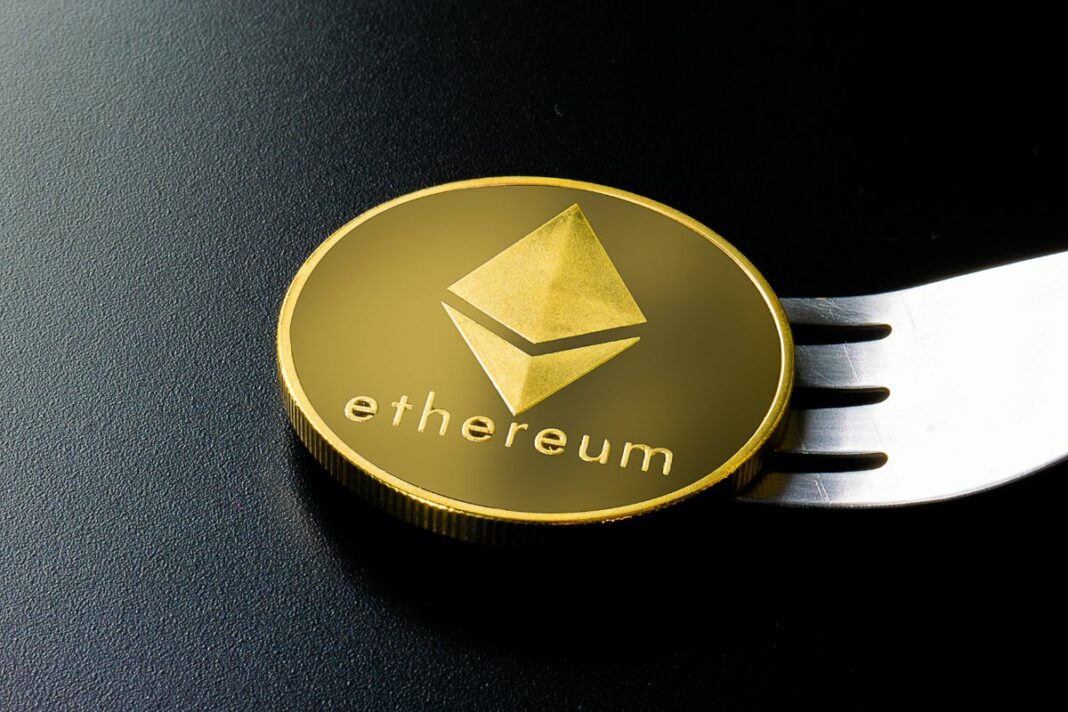 Pour ou contre le hard fork Ethereum - canva